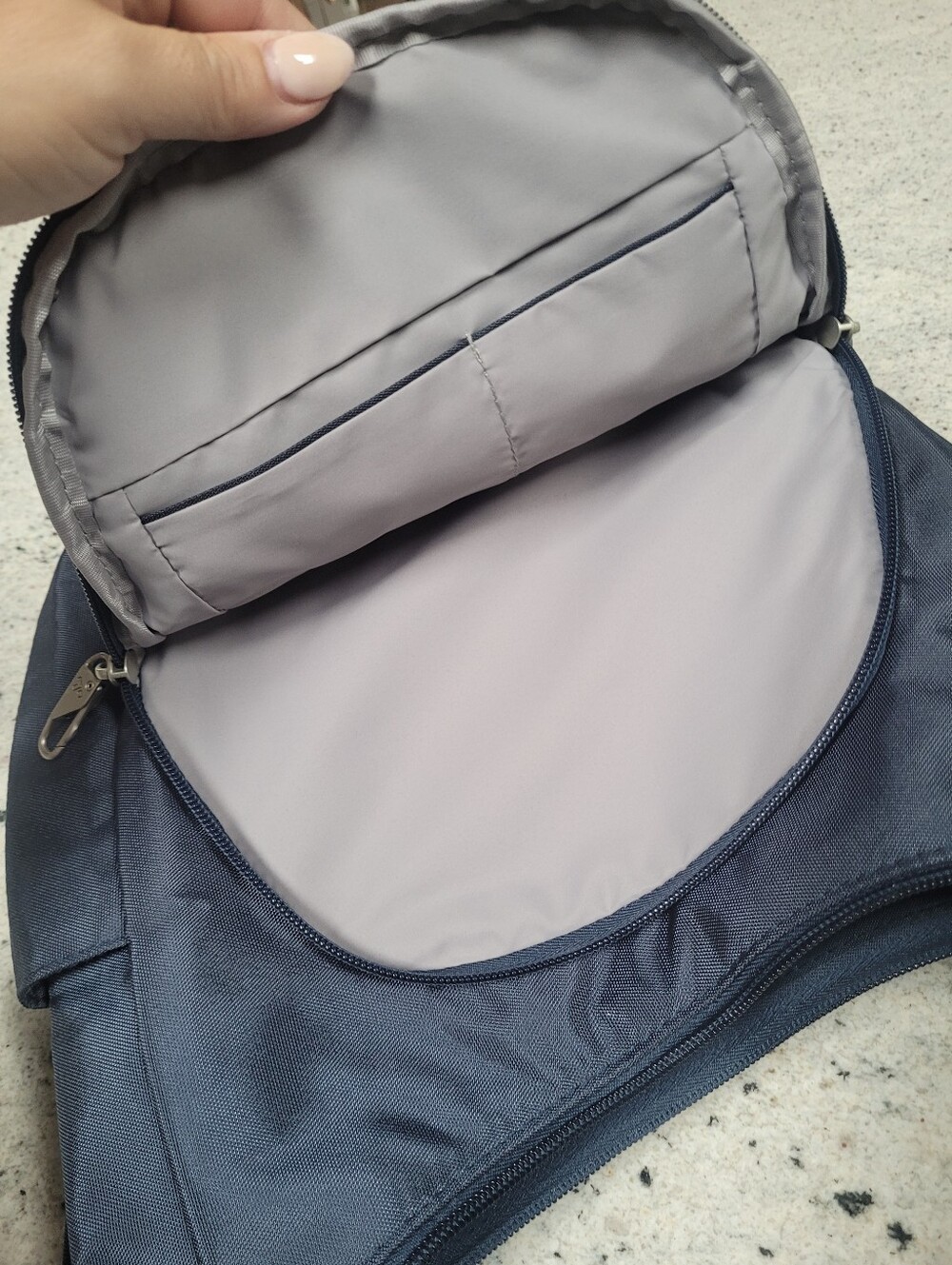 Travelon Crossbody Blue Silver Adjustable Strap Shoulder Bag RFID Light - Picture 3 of 12